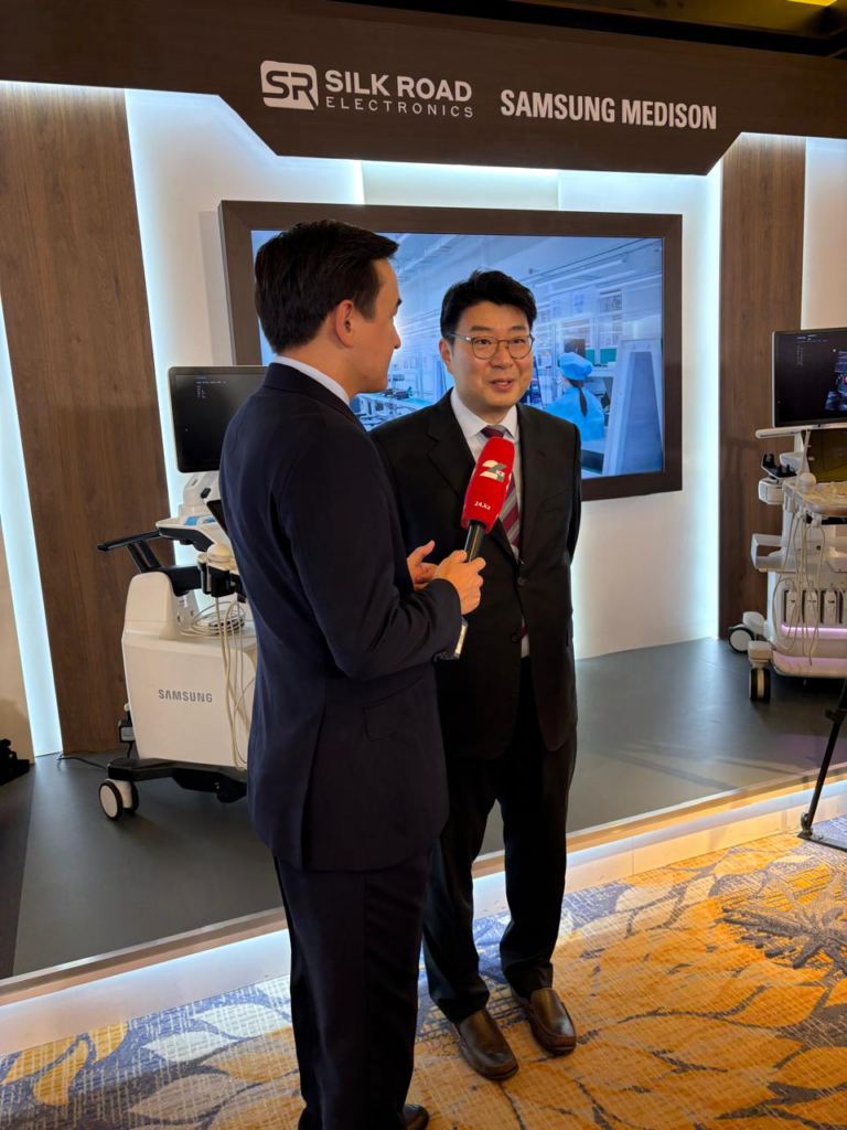 Интервью на стенде Silk Road Electronics и Samsung Medison с ультразвуковыми диагностическими системами